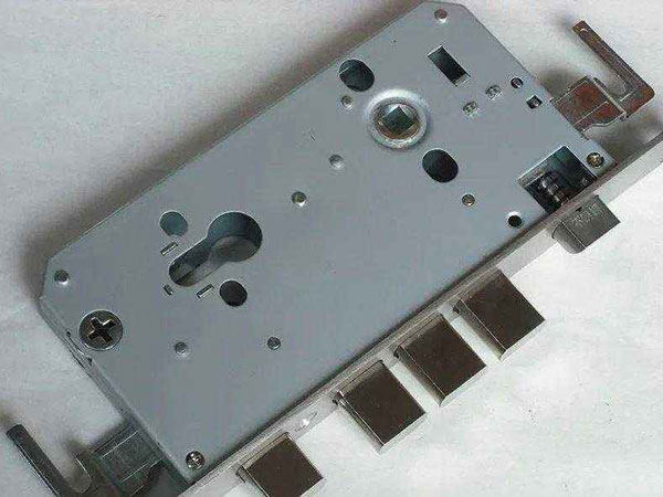 珲春24小时上门开锁公司